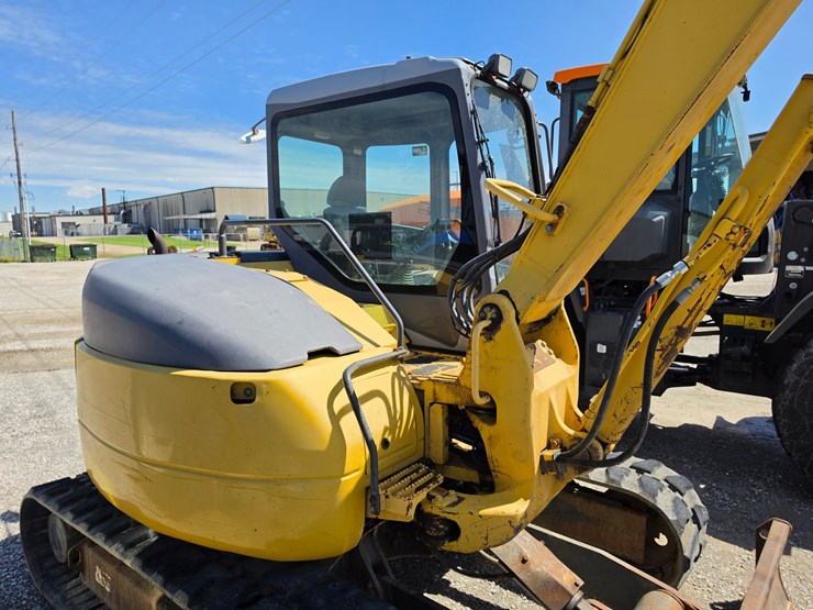 2004-komatsu-pc78mr-6-image-23
