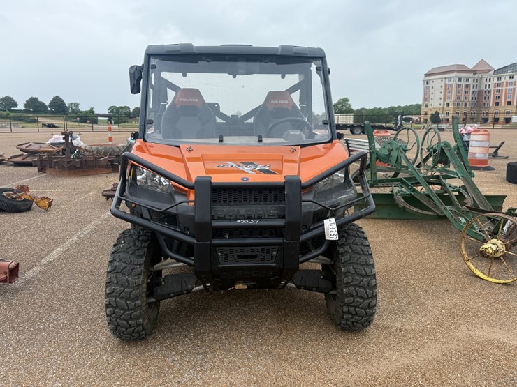 2014-polaris-ranger-image-2
