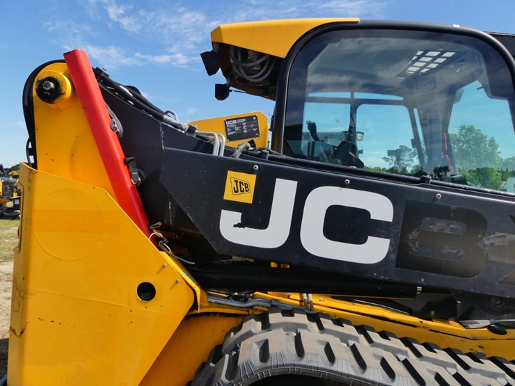 jcb-3ts-8t-image-8