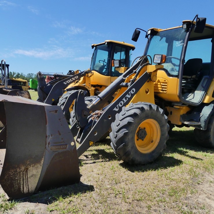 2014 VOLVO L20F