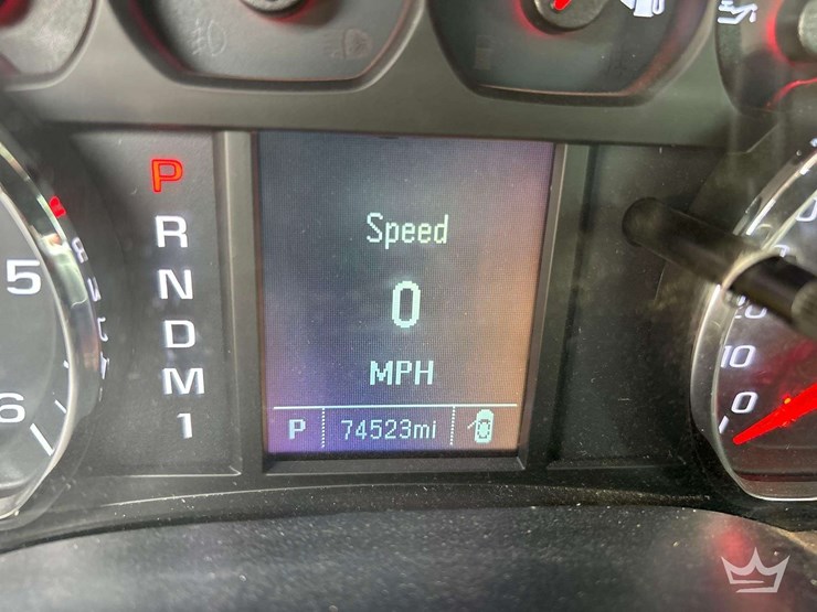 2015-chevrolet-silverado-2500hd-image-6