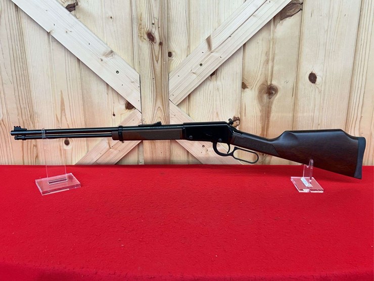 henry-repeating-arms-h001v-lever-action-rifle-.17-hmr-image-2