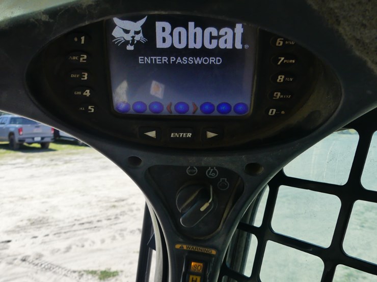 2016-bobcat-t630-image-16