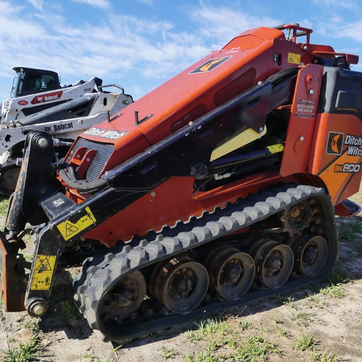 2021 DITCH WITCH SK800
