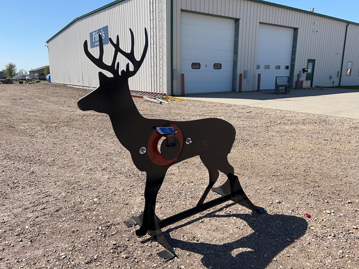 ar500-steel-deer-shooting-target-with-heart-flapper-image-3