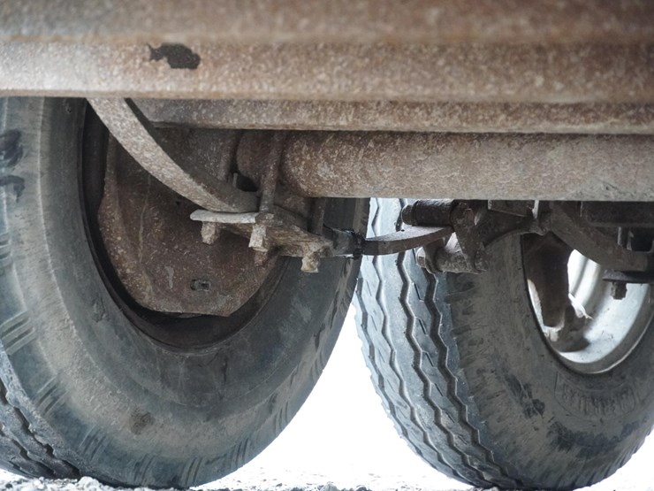 #2213-•-double-axle-equipment-trailer-image-17