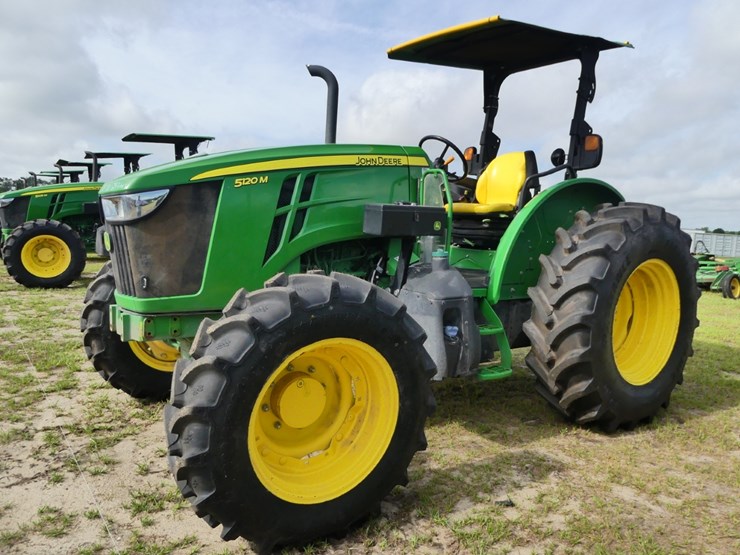 2024-john-deere-5120m-image-2