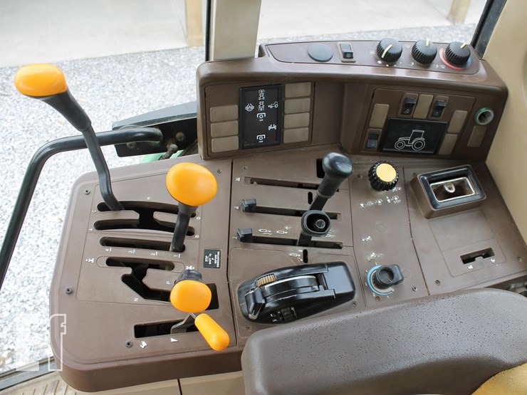 john-deere-6410-image-13