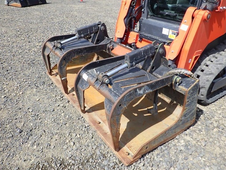 kubota-svl75-3-image-17