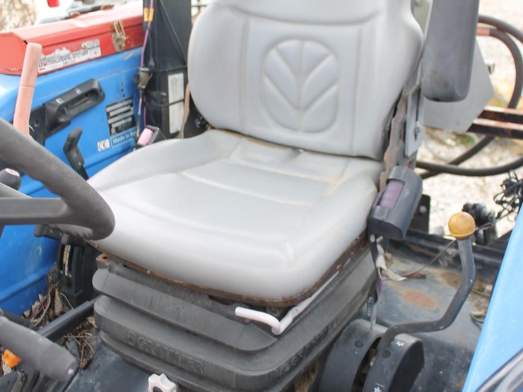 new-holland-t5040-image-13