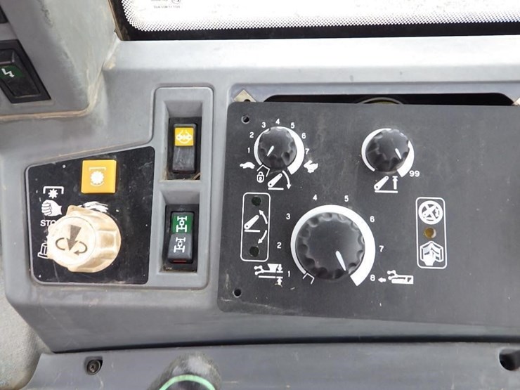 ford-8340-image-42