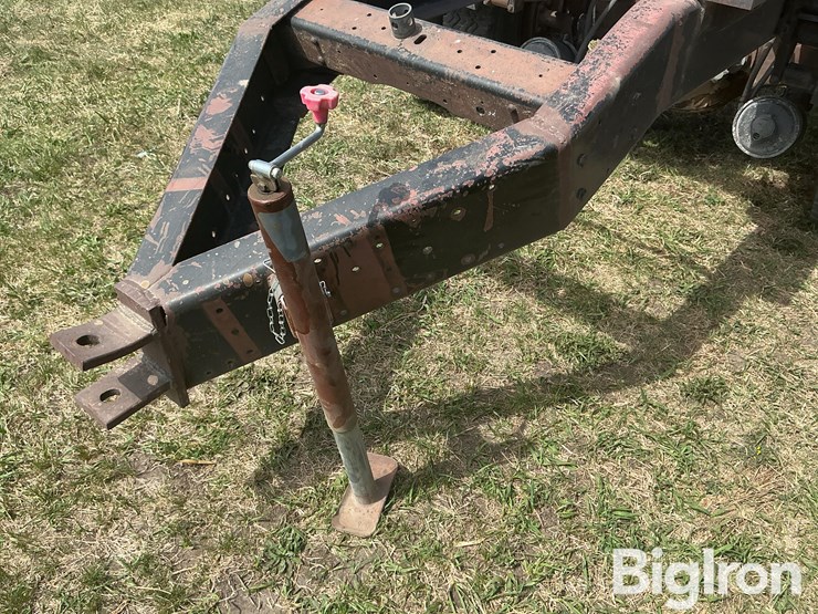s/a-grain-trailer-w/-5th-wheel-caddy-image-10