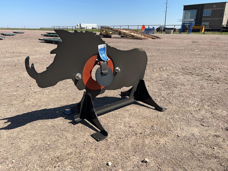 ar500-steel-boar-shooting-target-with-heart-flapper-image-2
