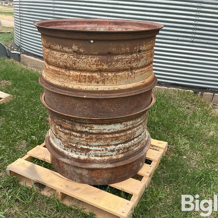 Tractor Rims