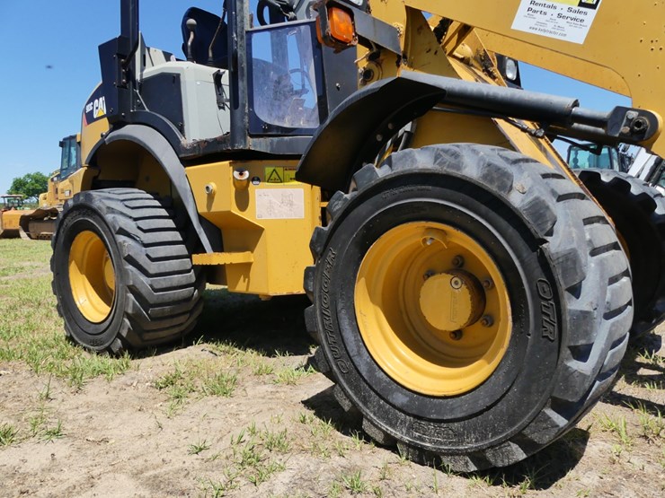 2015-caterpillar-903c-image-8