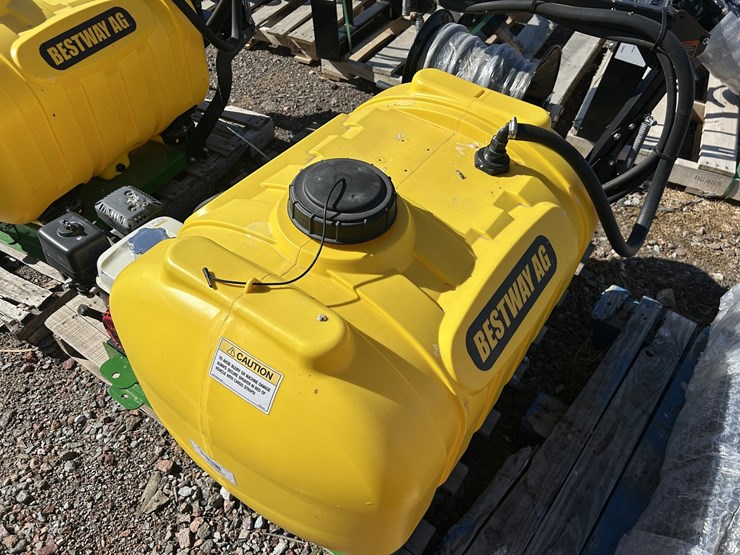 2025-bestway-60g-utv-sprayer-image-4