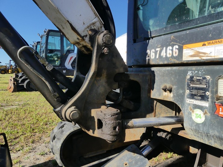 2015-bobcat-e35i-image-10