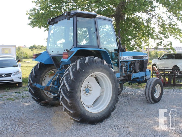 ford-8240a-image-7