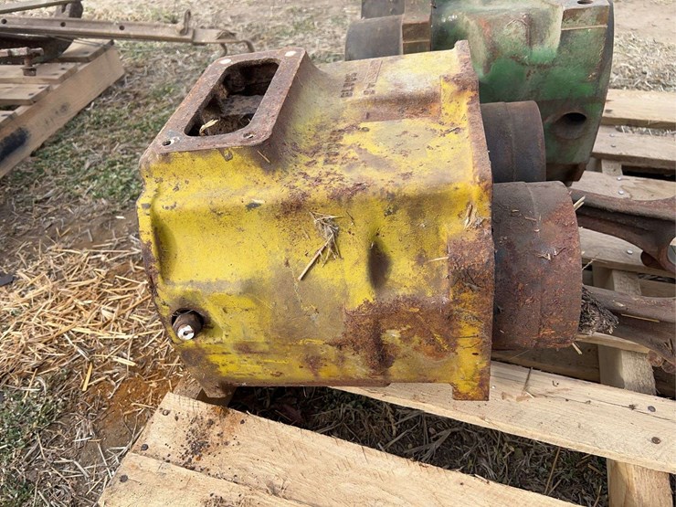 john-deere-62-image-7