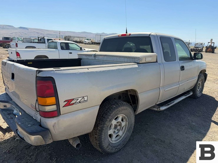 2004-gmc-sierra-1500-image-17