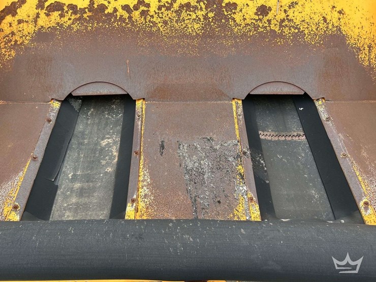 2003-rasco-9010-asphalt-chip-spreader-image-18