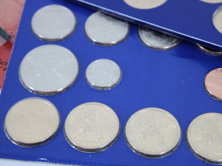 #36134-•-(12)-uncirculated-proof-coin-sets-|-silver,-etc...-image-19