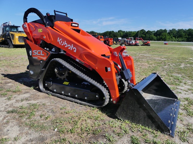 2026-kubota-scl1000-image-2