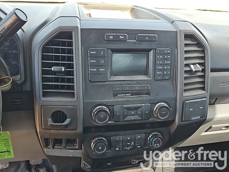 2019-ford-f550-xl-image-23