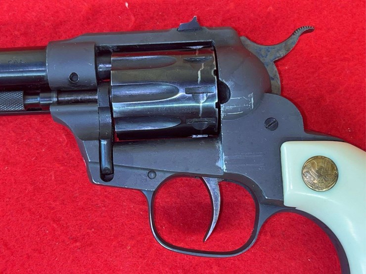 high-standard-double-nine-revolver-.22-caliber-image-12