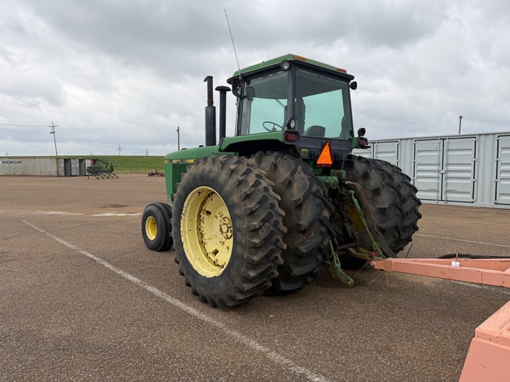 john-deere-4840-image-4