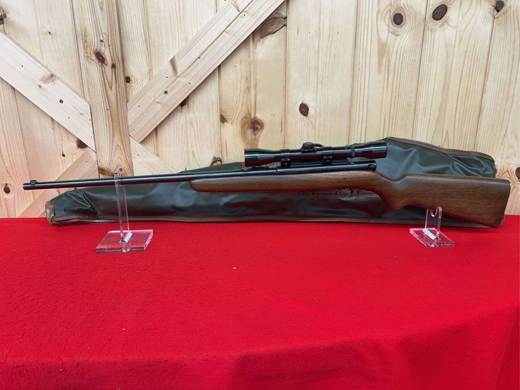 winchester-model-74-semi-auto-rifle-.22-lr-image-1