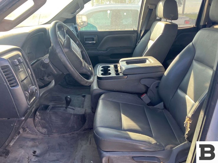2018-gmc-sierra-2500-image-8