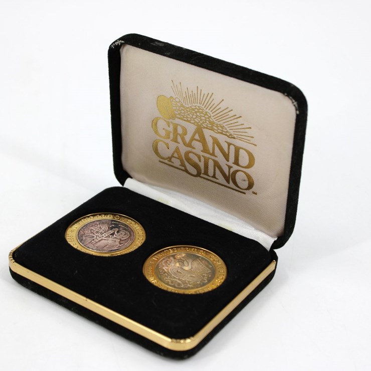 #36144 • (2) .60 OZ EACH SILVER WITH GOLD OUTER RING 1995