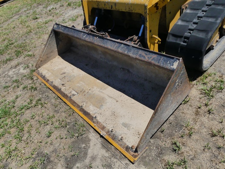 2013-caterpillar-299d-xhp-image-10