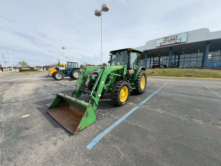 2011-john-deere-5095m-image-2