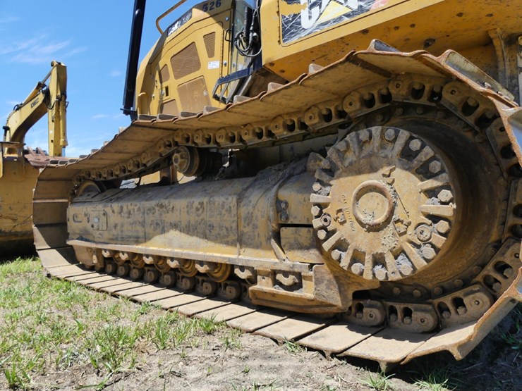 2016-caterpillar-d5k2-image-5