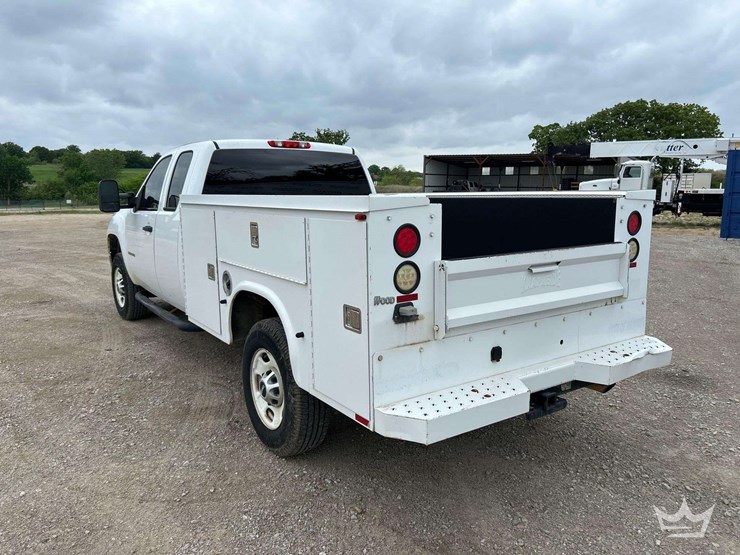 2013-gmc-2500hd-image-2