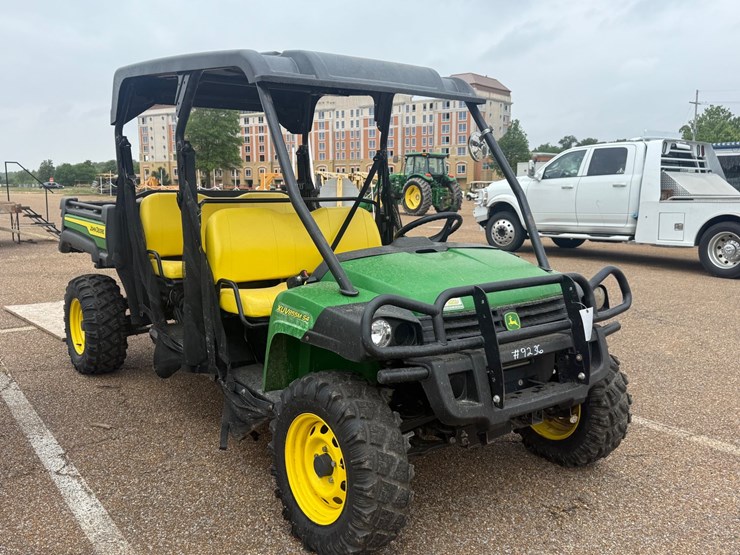 john-deere-gator-image-4