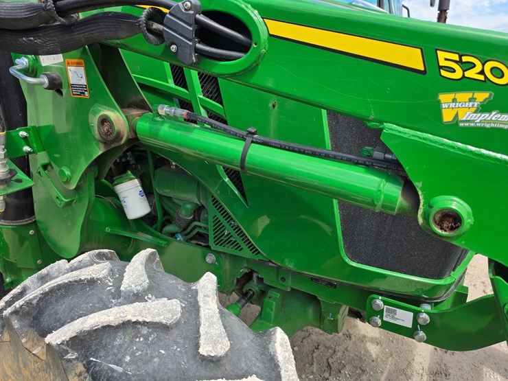 2022-john-deere-5090e-image-8