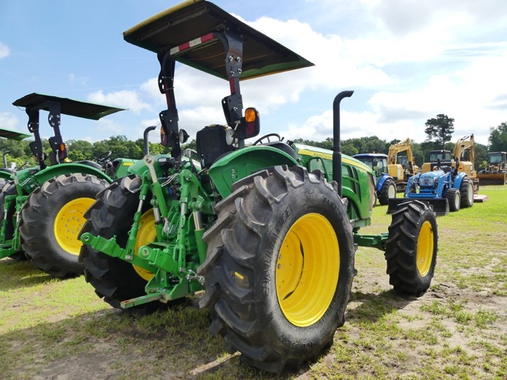 2024-john-deere-5120m-image-3