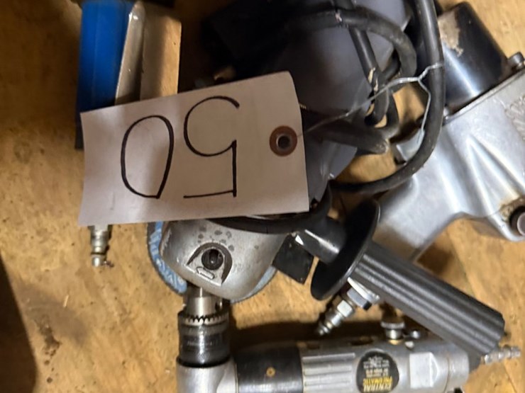 #50-•-lot-of-air-tools-image-4