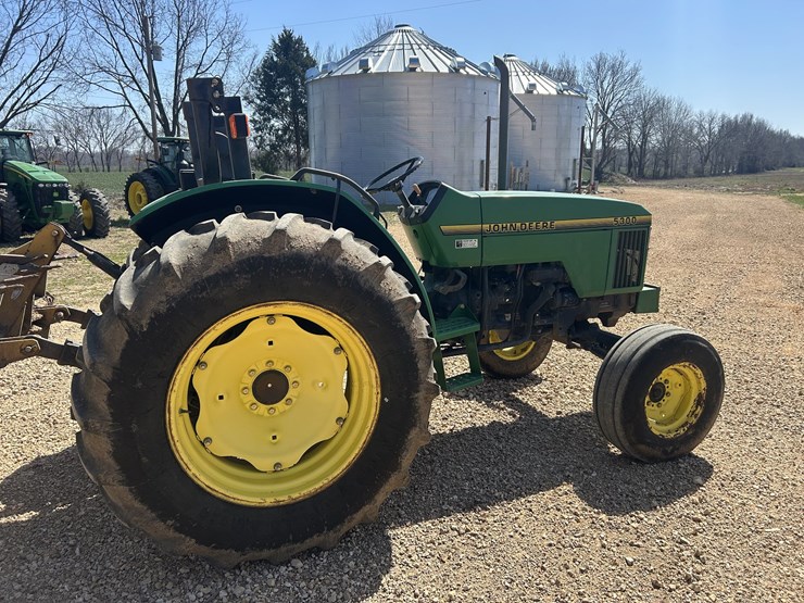 john-deere-5300-image-1