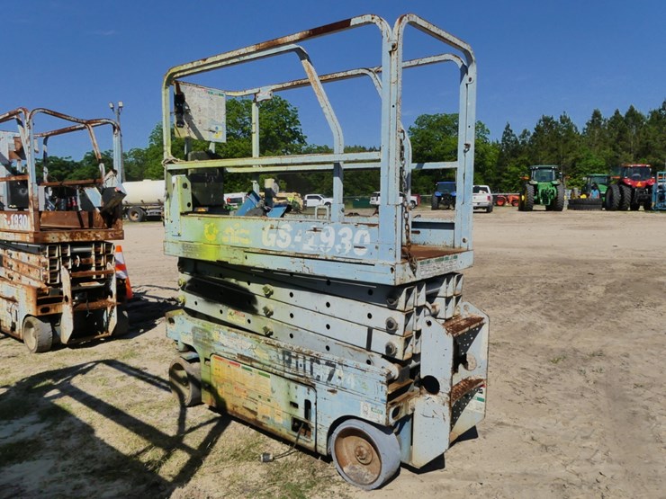 genie-gs1930-image-4