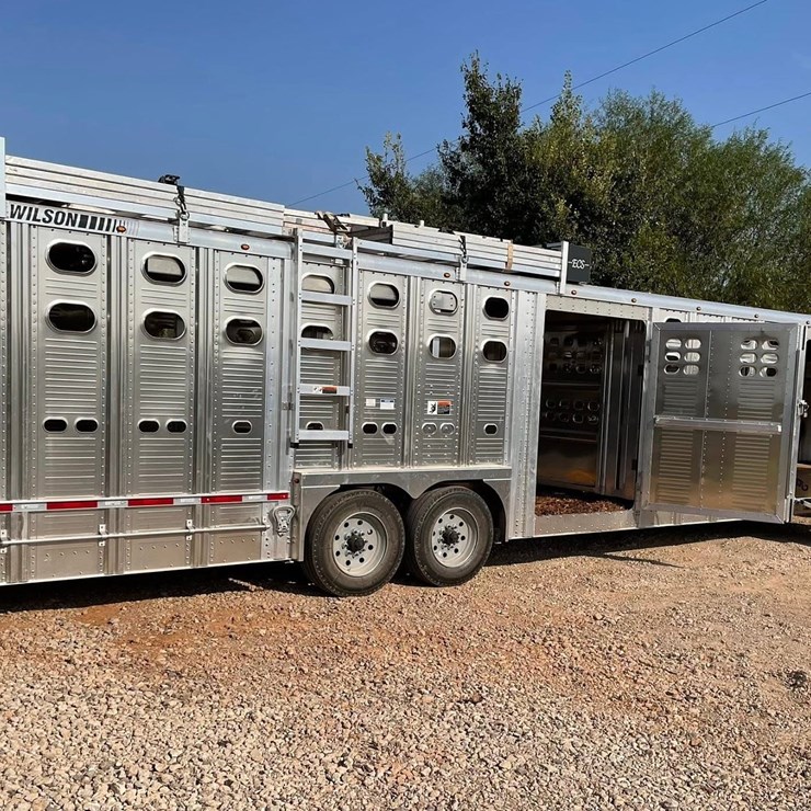2021 Wilson Foreman 8'x32' Livestock Trailer