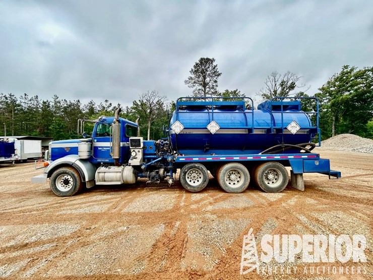 2007-peterbilt-357-image-3