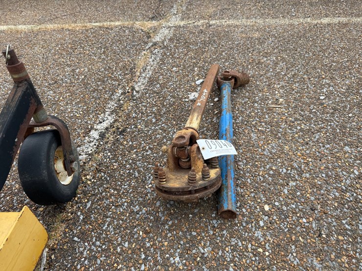#9040-•-(2)-misc-pto-shafts-image-3