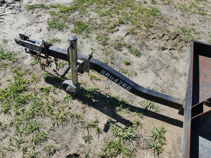toro-equipment-trailer-image-9