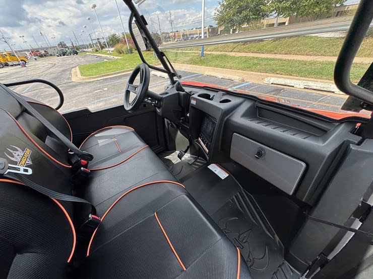 2023-intimidator-gc1k-crew-cab-stage-3-image-15