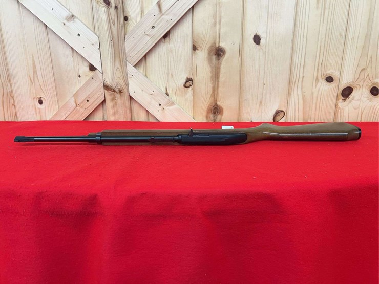 glenfield-model-75-semi-automatic-rifle-.22-lr-image-5