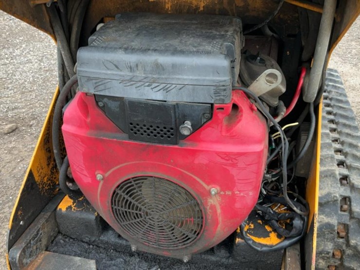 #1050-•-boxer-mini-skid-steer-loader-image-13
